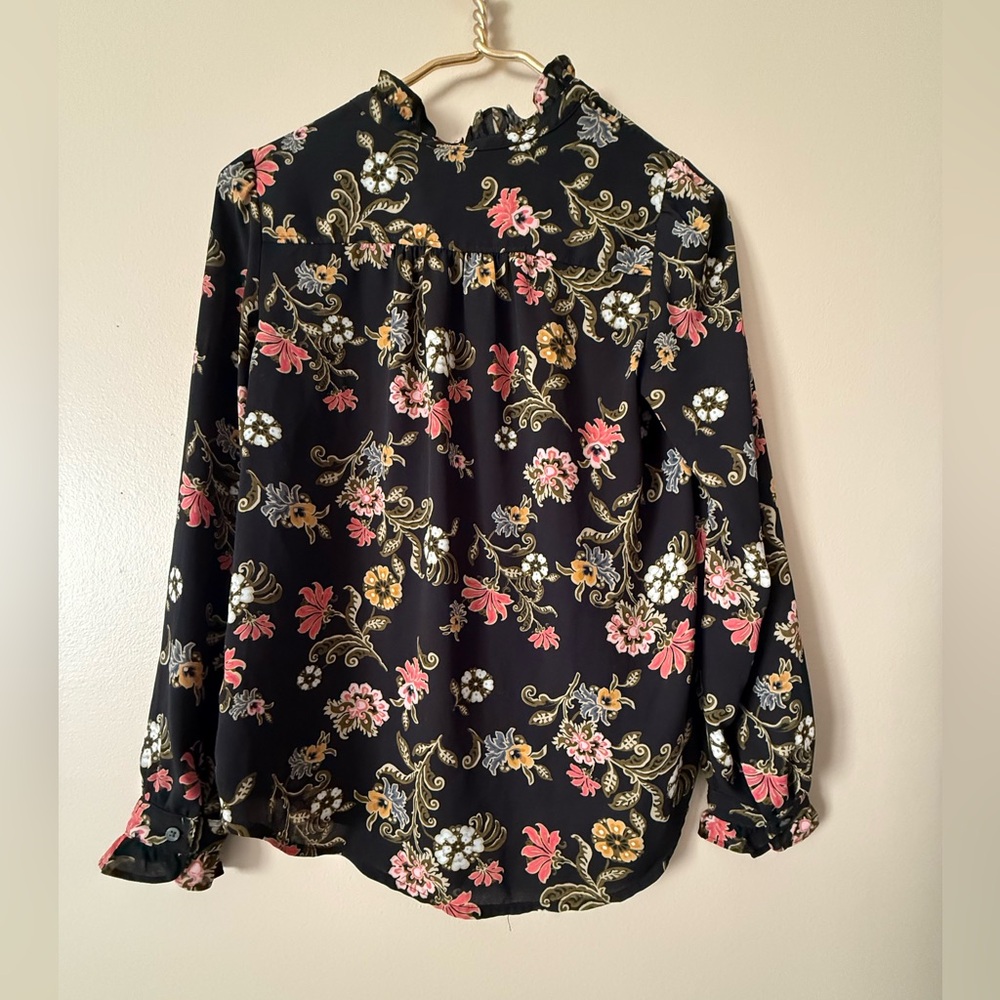 Floral Black Blouse